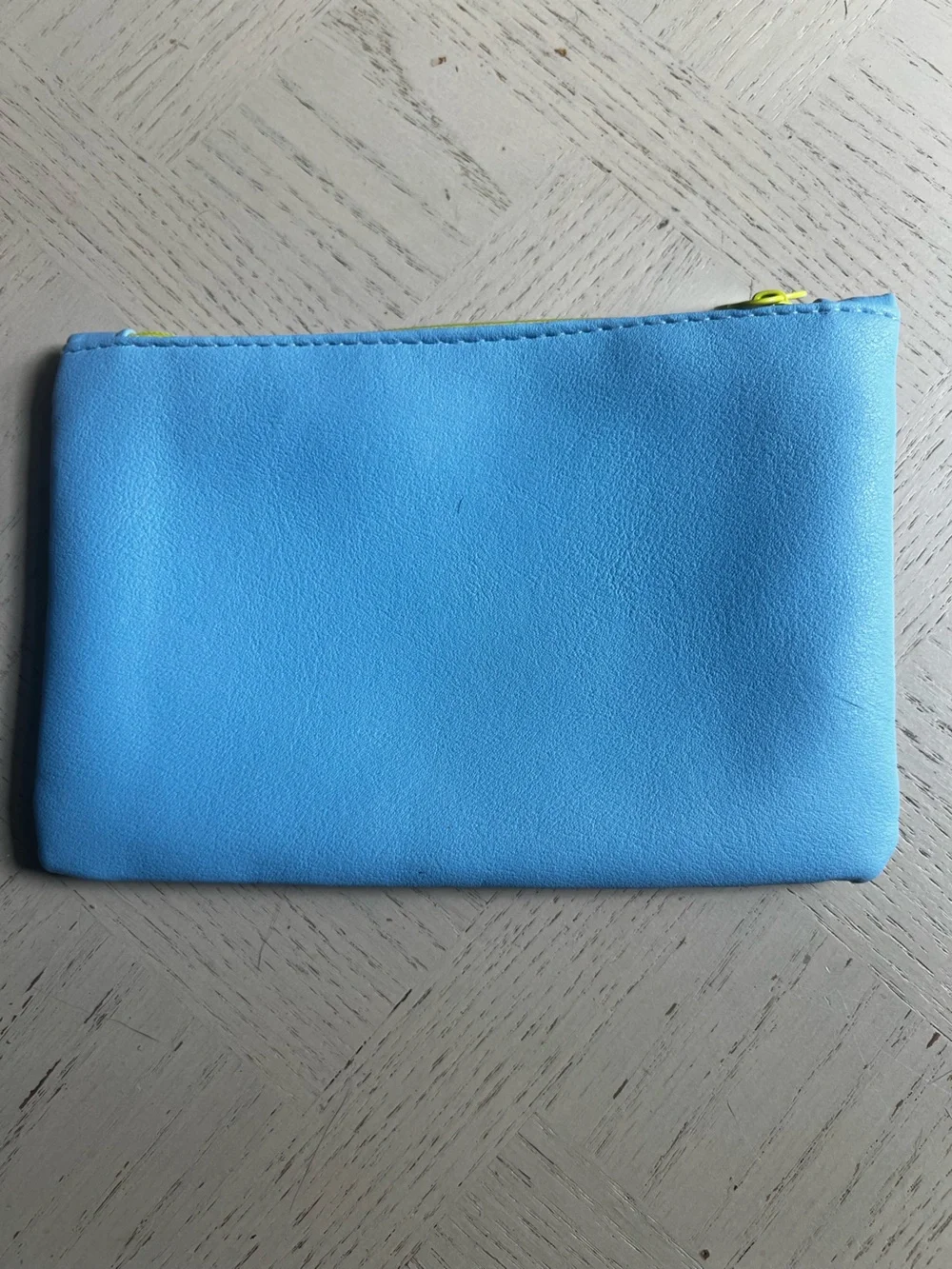 Ipsy Glam Bag March 2022 Makeup Bag - Power Moves Blue Ivory Neon